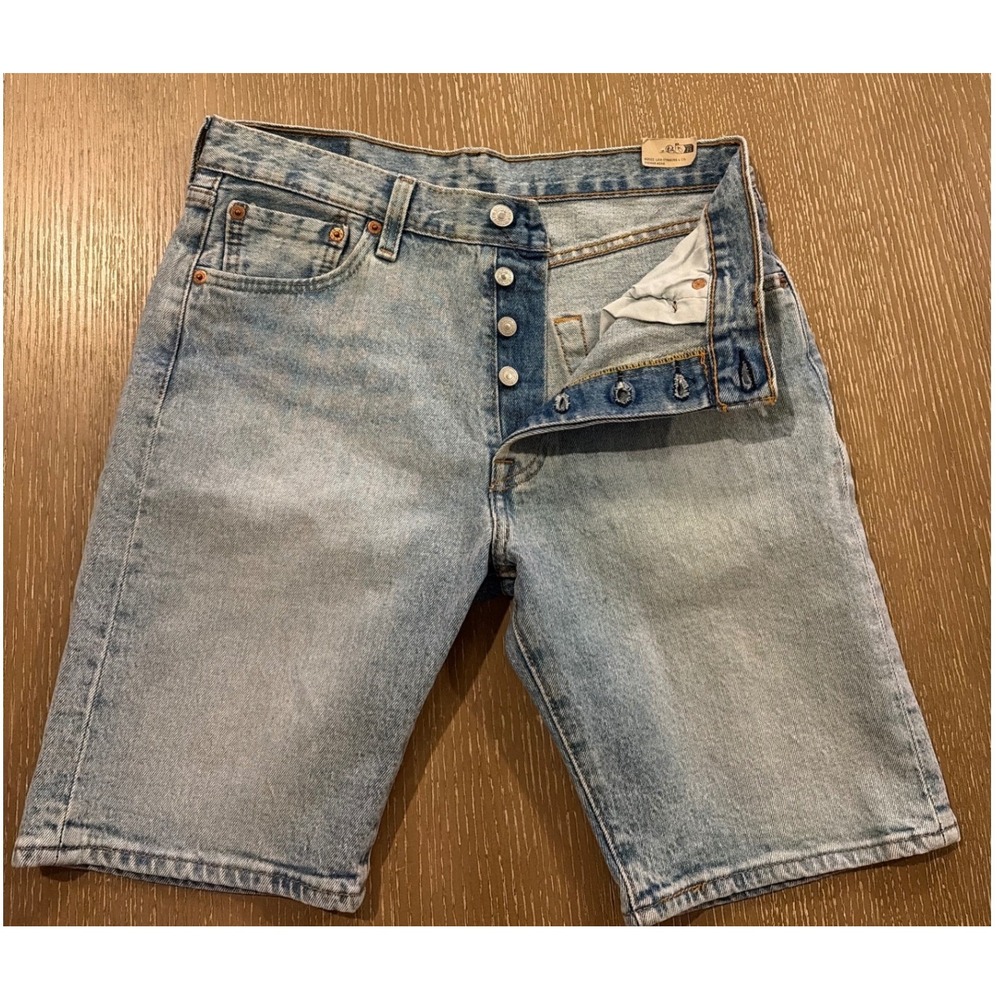 Levi's 501 Denim Jeans Shorts Men Sz. 30 Light Wash Fly Buttons New W/Tags